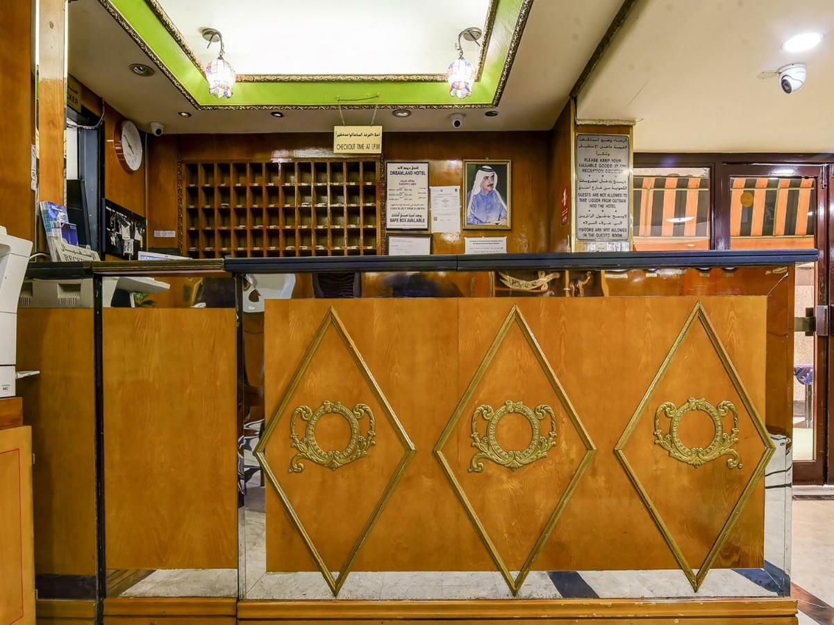 Oyo 270 Dream Land Hotel Дубай Екстериор снимка