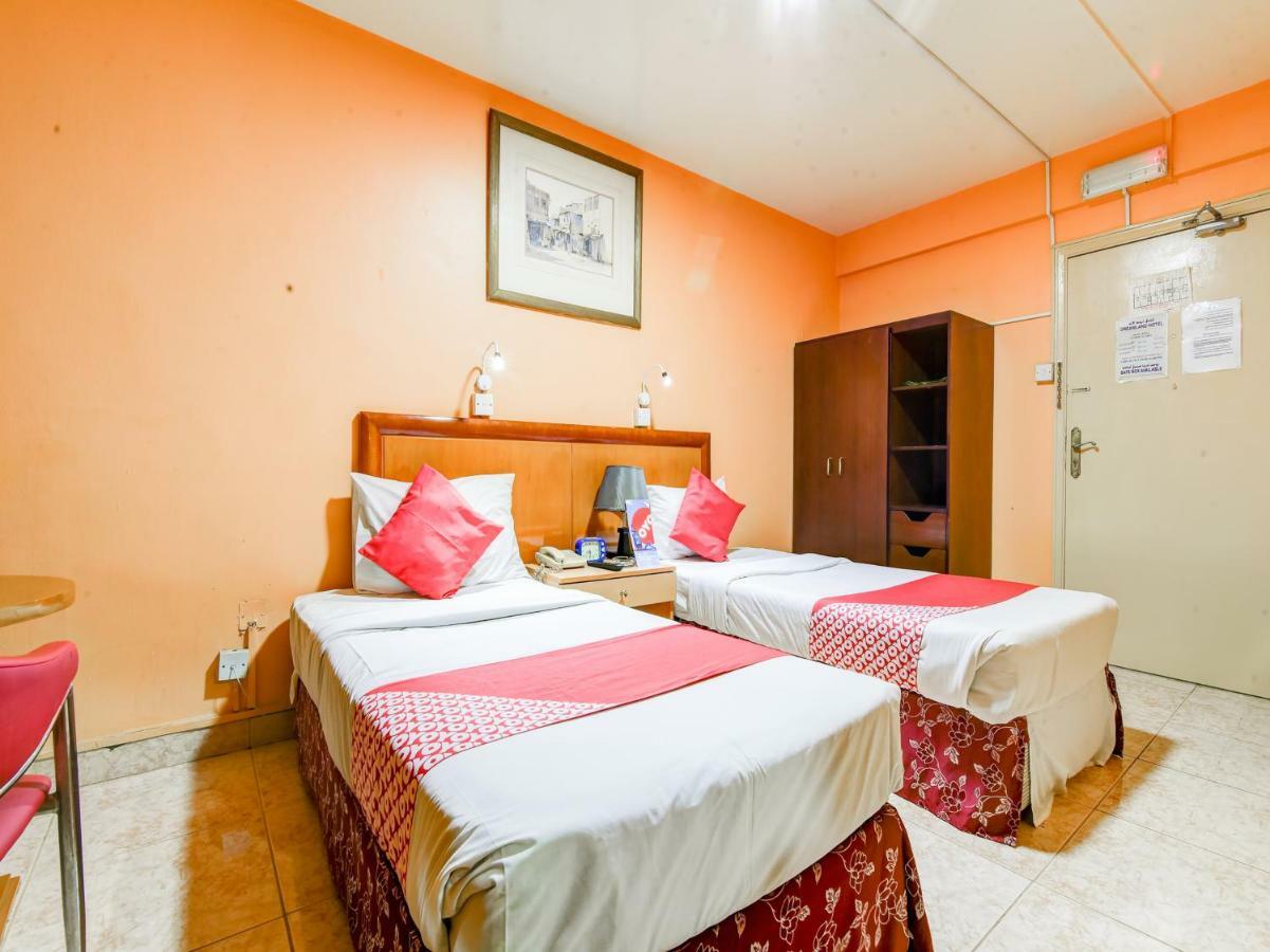 Oyo 270 Dream Land Hotel Дубай Екстериор снимка