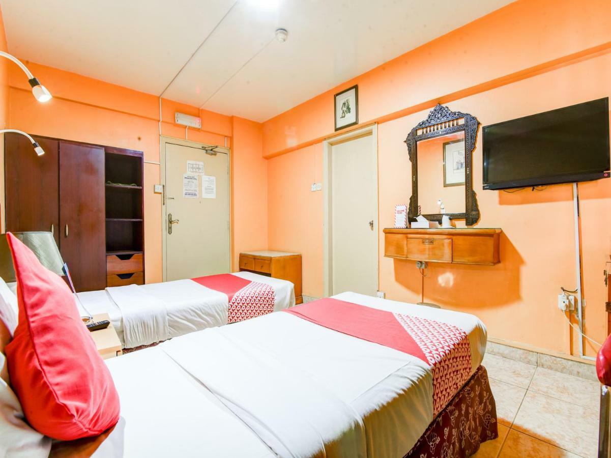 Oyo 270 Dream Land Hotel Дубай Екстериор снимка