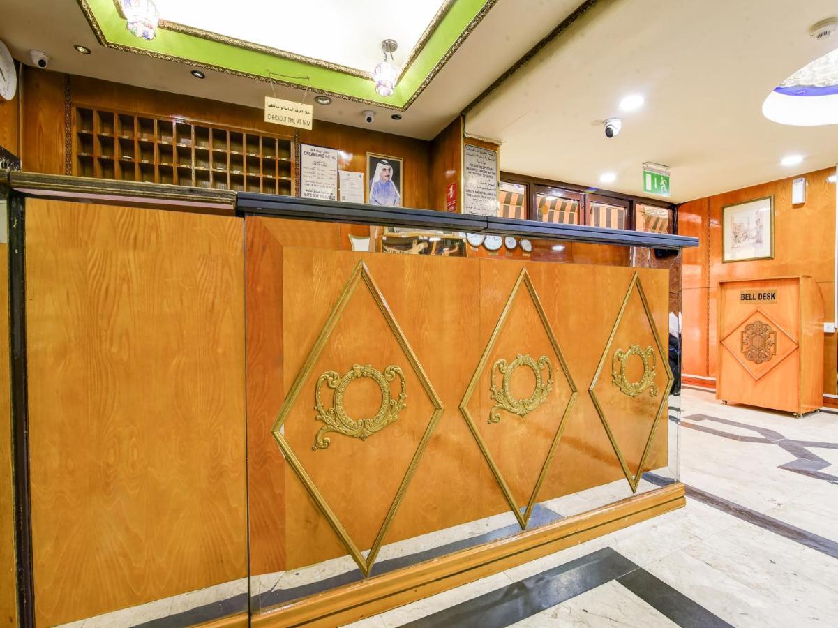 Oyo 270 Dream Land Hotel Дубай Екстериор снимка